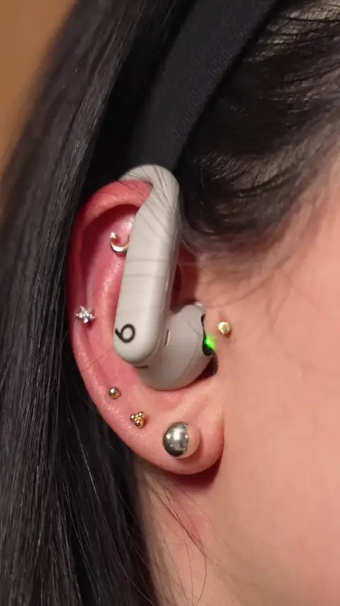 A CLOSER LOOK AT POWERBEATS